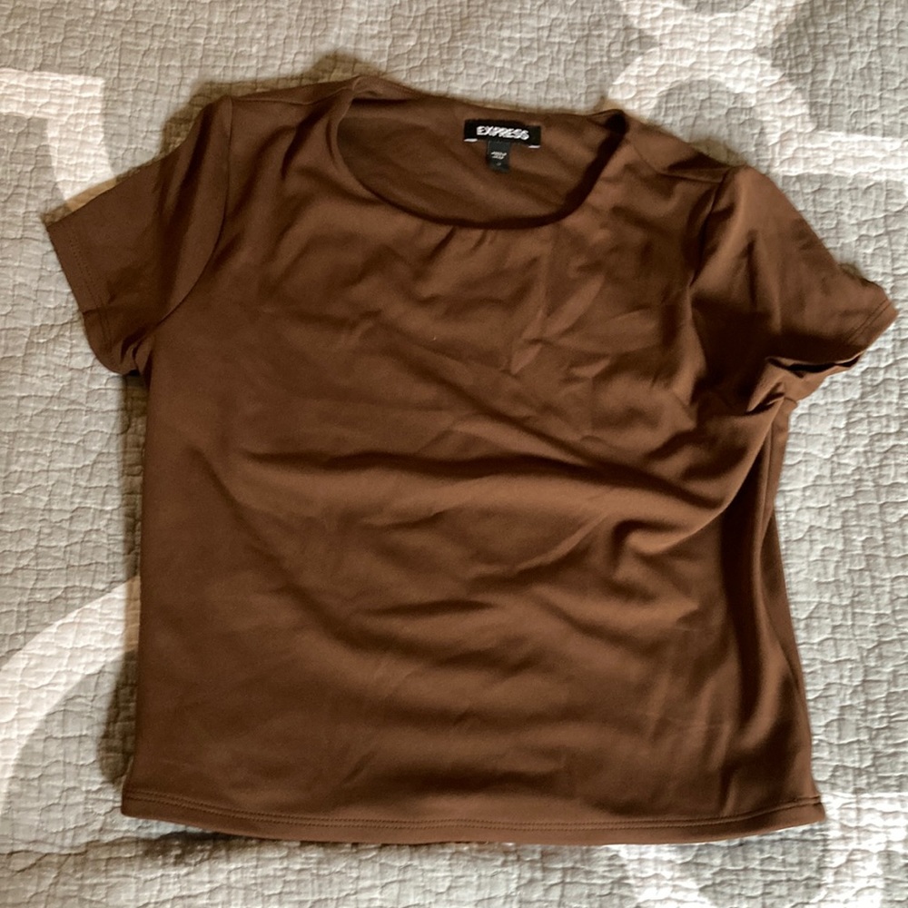Express Body Contour Top